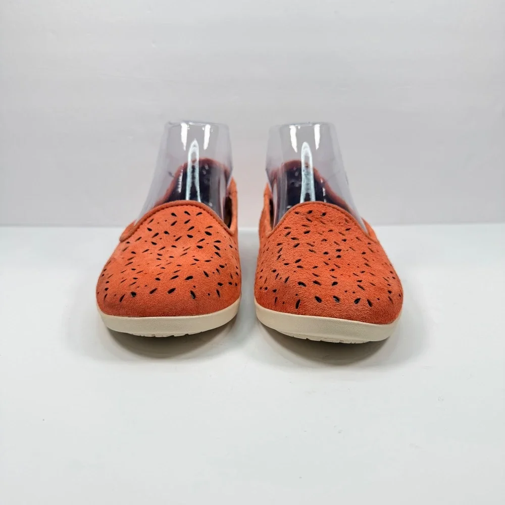 Olukai Womens 8 Momi Coral Rose Suede Laser Cut Perforated Loafers Flats Coastal